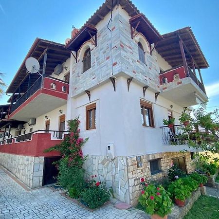 Ferienwohnung Aloni Áfitos Exterior foto